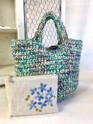 画像1: handmade完成品/クロッシェ麻バッグ+刺繍ポーチ2点セット/裏布キルト芯仕立て